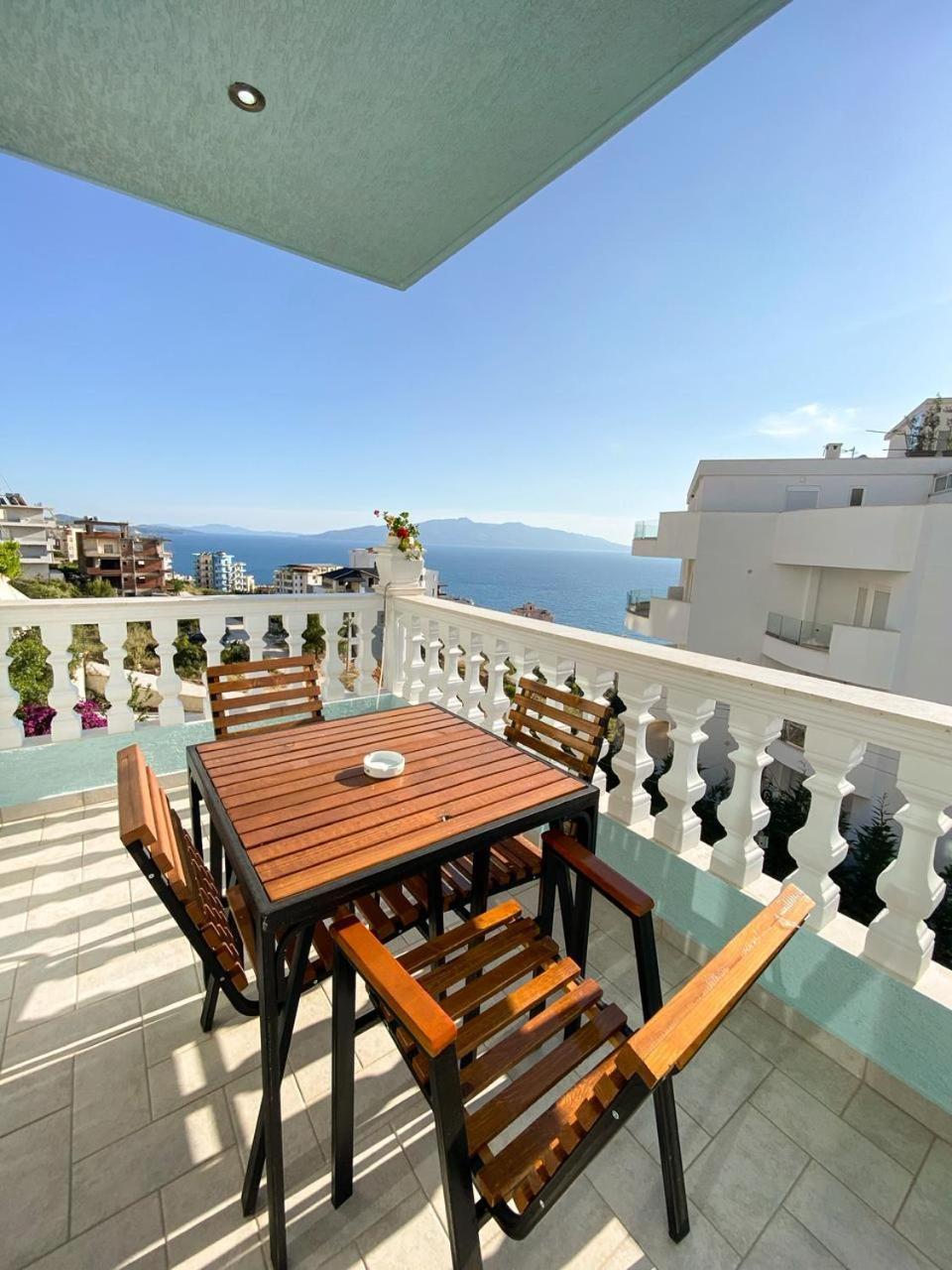 Hotel Abedini Sarandë Exterior foto